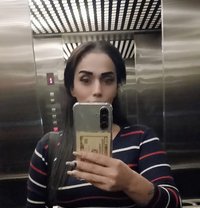 Ana - puta in Beirut