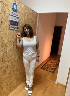 Ana Santos - escort in Lisbon Photo 1 of 6