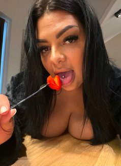 Ana - escort in Dubai Photo 5 of 22