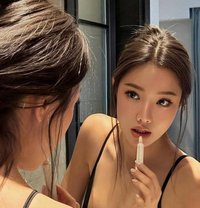 Faye - escort in Singapore