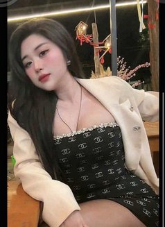 Anaaa - escort in Al Manama Photo 1 of 4