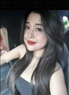 Anaaa - escort in Al Manama Photo 2 of 4