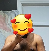 Anaam - Acompañante masculino in Mumbai
