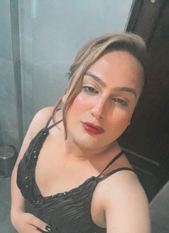 Anaaya - Transsexual escort in New Delhi Photo 2 of 2