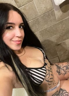 Anabel - escort in Bangkok Photo 1 of 8