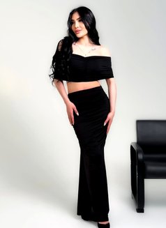 Anabel - escort in Dubai Photo 9 of 18