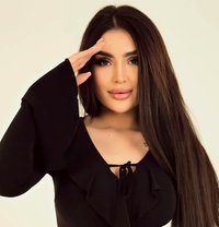 Anabel - puta in Dubai Photo 18 of 18