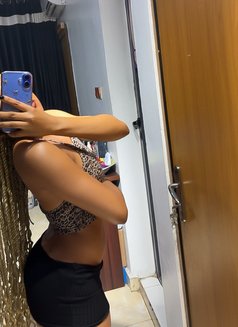 Anabel - escort in Riyadh Photo 13 of 16