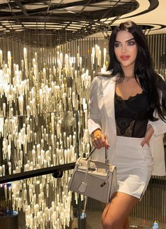 Anabel - puta in Riyadh Photo 9 of 9