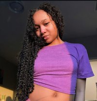 Anable - escort in Dammam