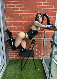 Anaconda Brazilian Maya - Transsexual escort in Dubai Photo 14 of 27