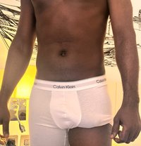 Anaconda27cmxxxl - Male escort in Dubai