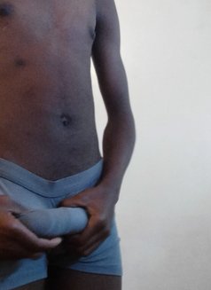 Red - Male escort in Nairobi Photo 8 of 27