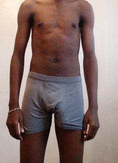 Red - Male escort in Nairobi Photo 12 of 27
