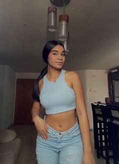 Anaely Polanco - puta in London, Ontario Photo 1 of 7