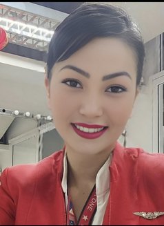 Anahika - escort in Singapore Photo 4 of 8