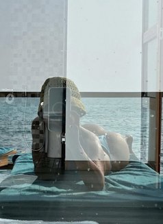 Anahita - escort in Dubai Photo 4 of 7