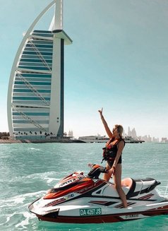 Anahita - escort in Dubai Photo 2 of 6