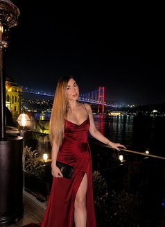 Anahita - escort in Muscat Photo 5 of 5