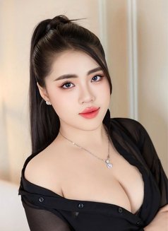 Anal - escort in Riyadh Photo 1 of 3