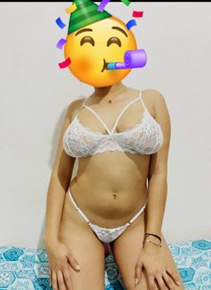 Anal Queen Bj Without Packet - puta in New Delhi Photo 3 of 15