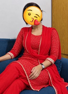 Anal Queen Bj Without Packet - puta in New Delhi Photo 7 of 15