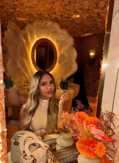 Bruna - escort in Dubai Photo 26 of 28