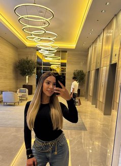 Bruna - escort in Dubai Photo 27 of 28