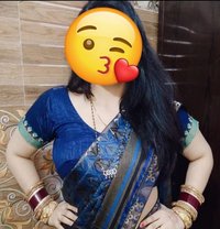 CAM/MEET BUSTY BHABHI - escort in New Delhi Photo 5 of 10