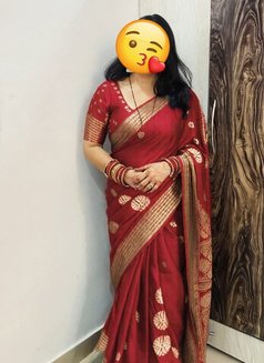 CAM/MEET BUSTY BHABHI - escort in New Delhi Photo 8 of 10