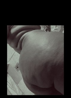Anal Queen - escort in Nairobi Photo 2 of 3