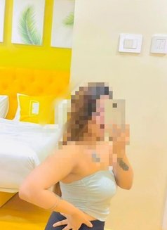 Anal Sex - puta in Bangalore Photo 3 of 3