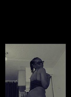 Anallover1027 - escort in Nairobi Photo 2 of 3