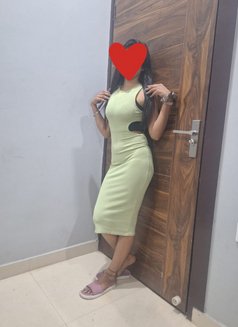 Ashi Indipendent work nd CAM 24/7 availe - escort in Noida Photo 1 of 8