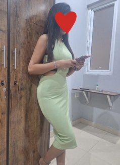 Ashi Indipendent work nd CAM 24/7 availe - escort in Noida Photo 2 of 8