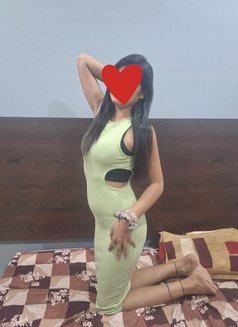 Ashi Indipendent work nd CAM 24/7 availe - escort in Noida Photo 5 of 8