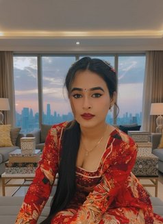 Anamika Cam & Real Meet - puta in Hyderabad Photo 3 of 6