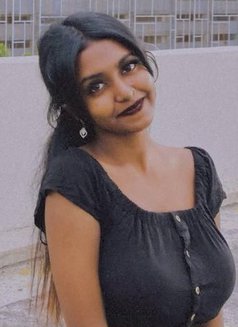 Anamika Female Escorts in Chennai - escort in Chennai Photo 2 of 6
