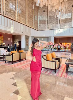 Anamika - escort in New Delhi Photo 3 of 5
