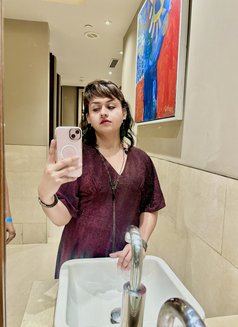 Anamika - Transsexual escort in Bangalore Photo 3 of 4