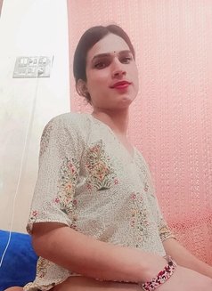 Anamika Long Dick Shemale - Transsexual escort in New Delhi Photo 3 of 11