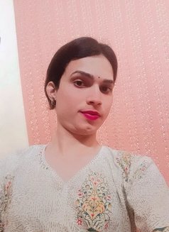 Anamika Long Dick Shemale - Transsexual escort in New Delhi Photo 7 of 11