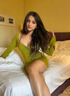 Anamika Sen - escort in Mumbai Photo 2 of 8