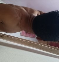 A_j divine - Acompañantes masculino in Pune