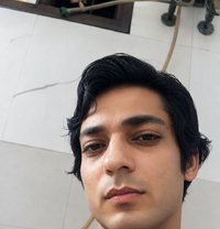 Anant - masseur in Gurgaon