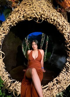 Anannya - escort in Maldives Photo 3 of 3