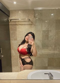 Ananta - escort in Bali Photo 5 of 10