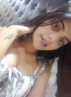Ananya A Premium Model Girl - puta in Kolkata Photo 1 of 6
