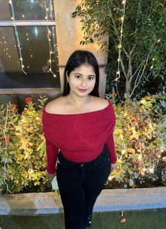 Ananya Cam and real meet - escort in Chennai Photo 4 of 7