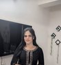 Ananya - Acompañantes transexual in Hyderabad Photo 1 of 2